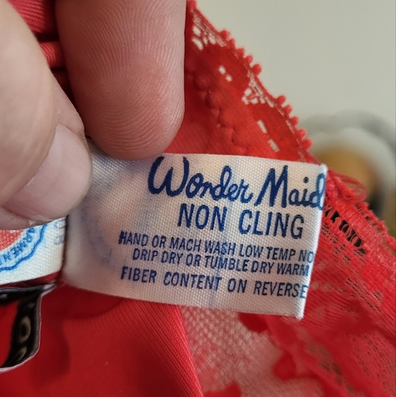 Vintage Montaldo's Redish Pink Full Slip With Lace Size 36 Made in USA - Picture 14 of 16